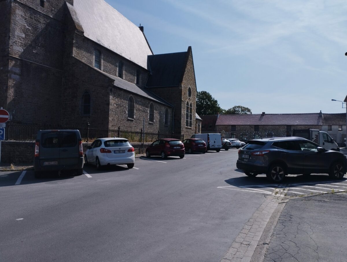 You are currently viewing Place de Roucourt