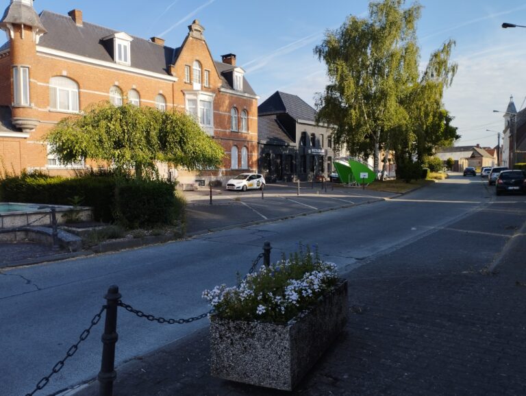 Lire la suite à propos de l’article Place de Wez-Velvain