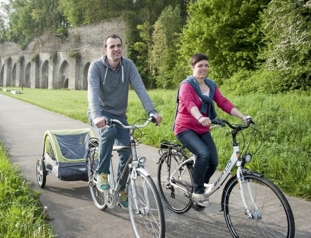 Le Ravel de l'Escaut est un incontournable pour traverser le Parc naturel à vélo